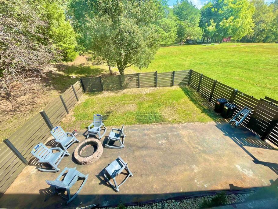 Modern Lake Side Nest• Hotub Fenced Yard King Beds Sevierville Εξωτερικό φωτογραφία